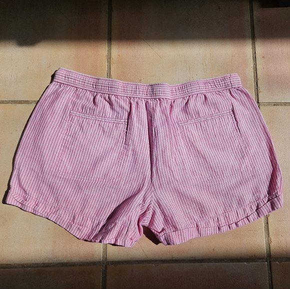 Vineyard Vines Linen/Cotton Drawstring Shorts - Picture 3 of 11